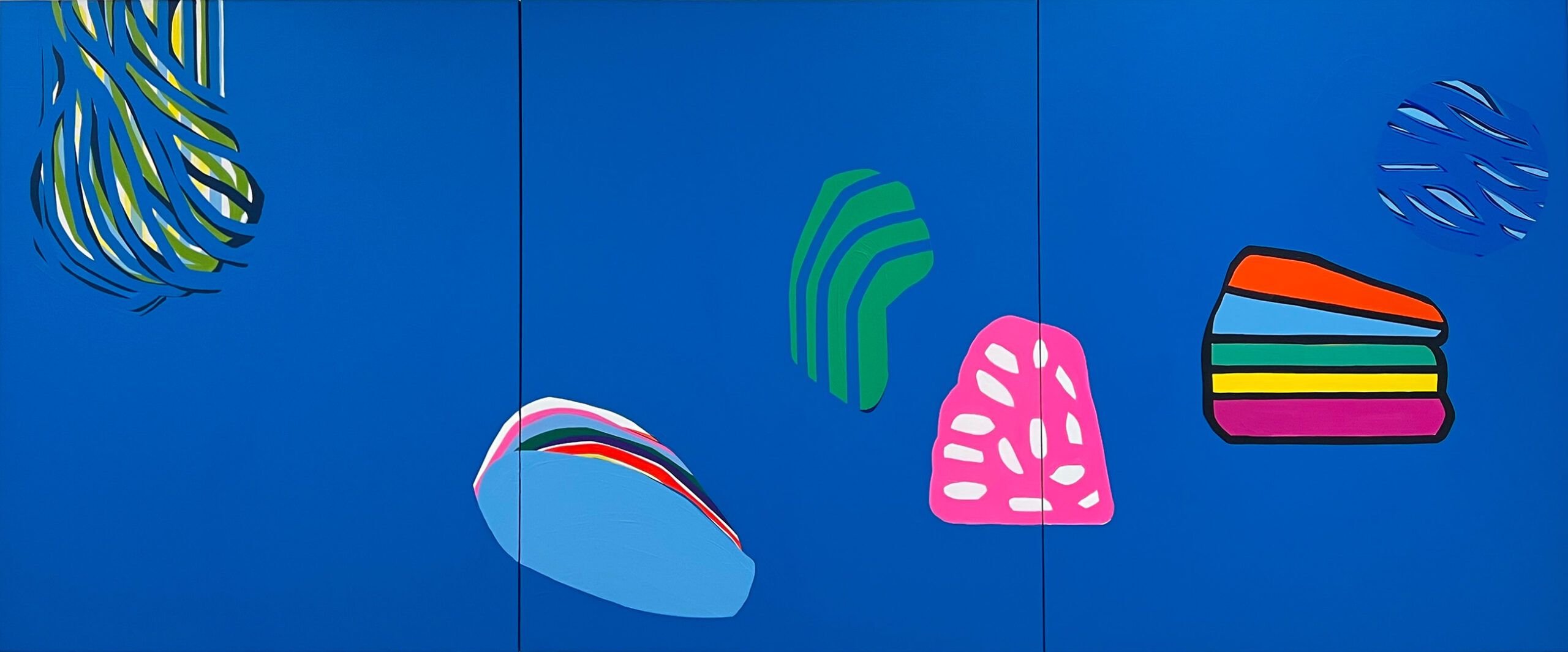 Soo Kyoung Lee, « S23 Tribleu », 2023, Acrylique sur toile, 100×240cm.